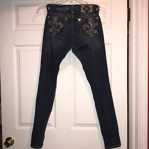 Miss Me skinny jeans.